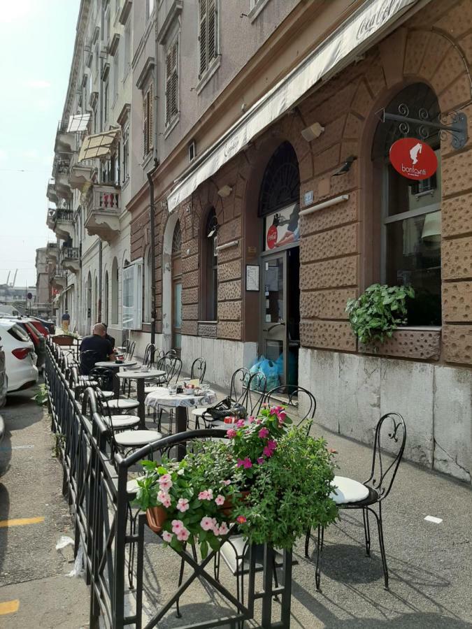 Apartment Porto Baross Rijeka Exterior photo